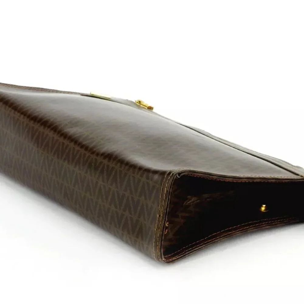 MARIO VALENTINO clutch bag V mark beige PVC ?~ leather Authentic